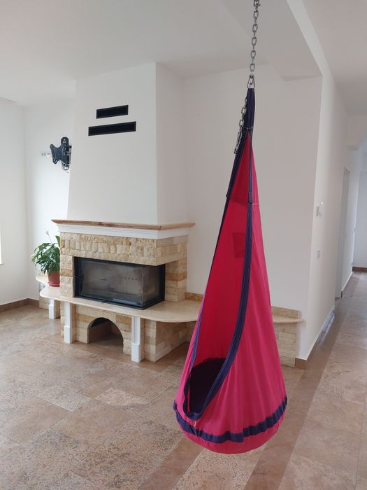 Leagăn cuib pentru copii