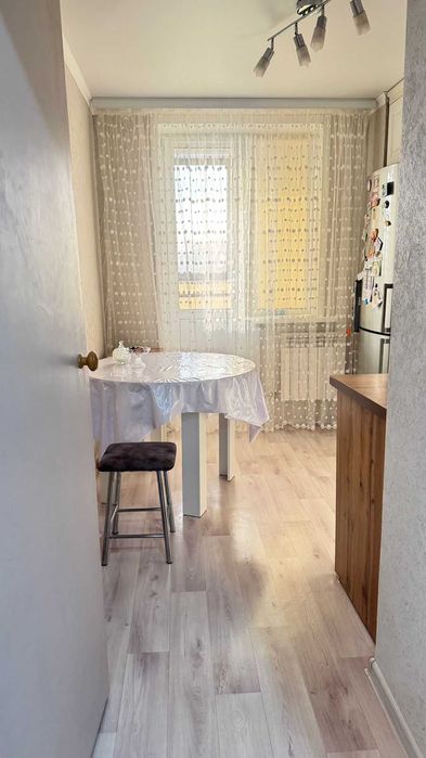 Продам 3 ком кватиру в Жас  Оркен