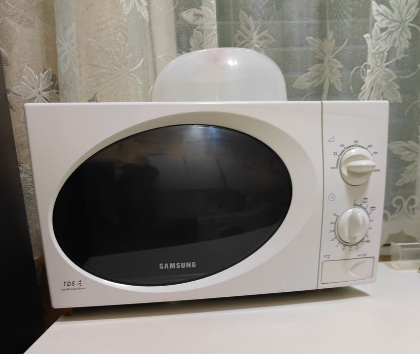 Микроволновая печь. Б/У