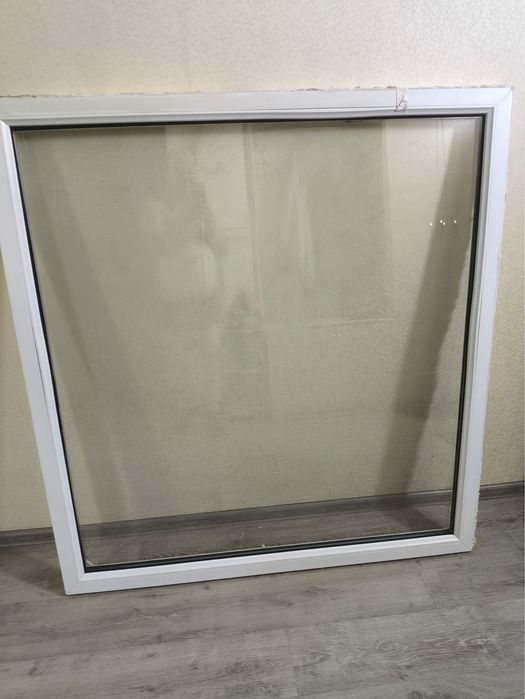 Продам пластиковое окно