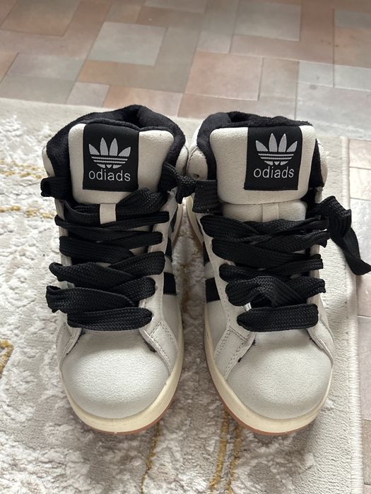 кроссовки кампусы с флисом