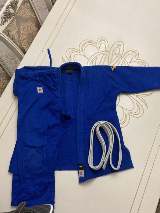 Продам Кимано для дзюдо