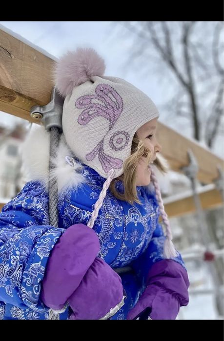 Новые. Красивые шапки. Pilguni Польша