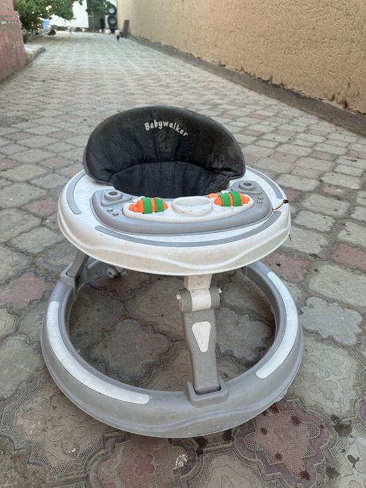 Продам детские вещи