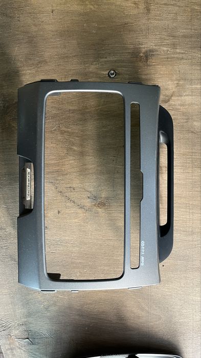 Крышка панель магнитолы Tucson и Sportage