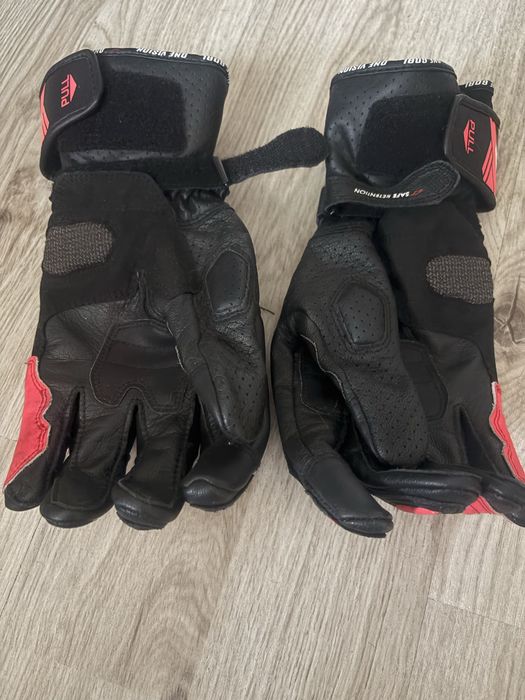 Дамски кожени мото ръкавици ALPINESTARS STELLA SP-8 V3 BLACK/RED
