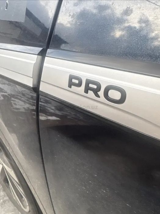 Volkswagen ID6 cross