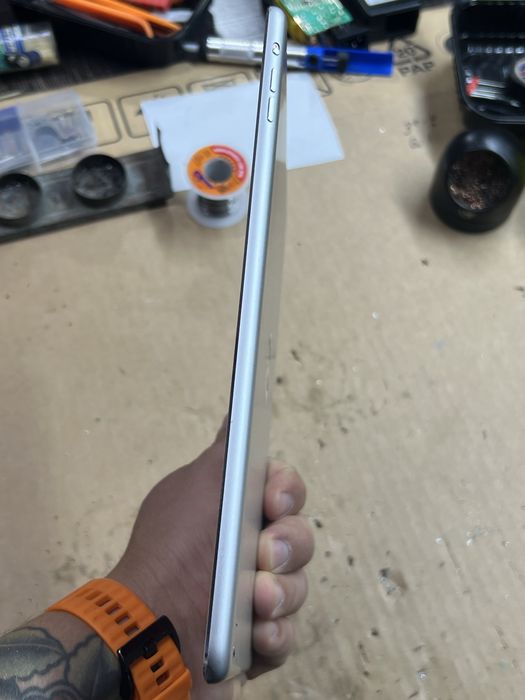 Продам ipad air