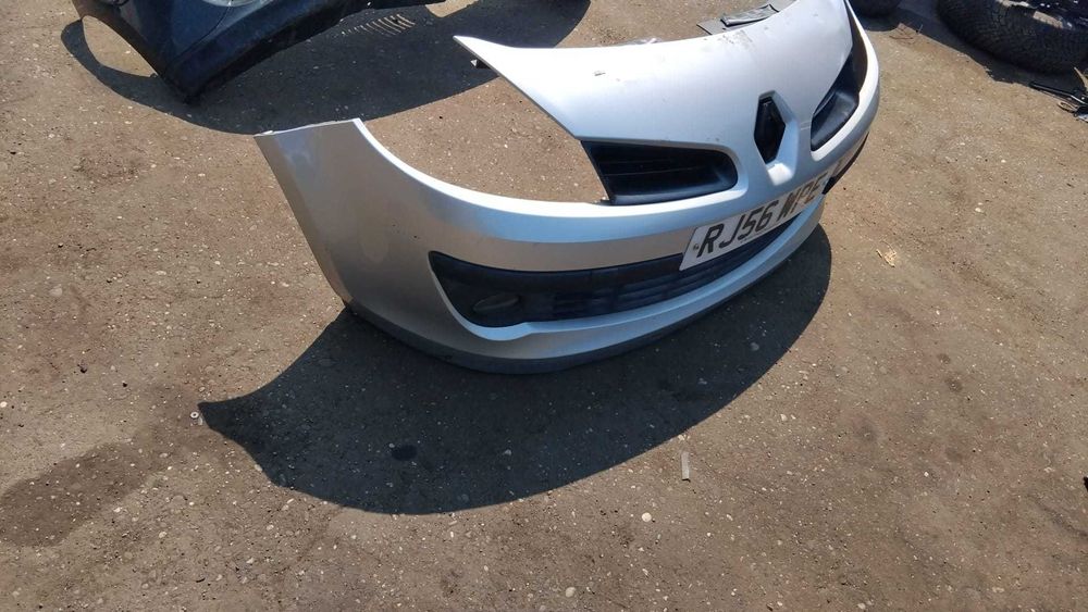 Bara fata Renault Clio 3 an 2006