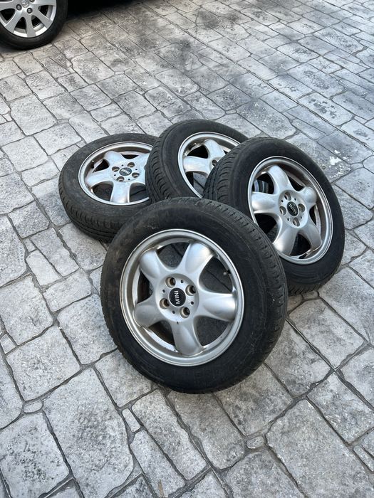Jante cu cauciucuri mini one