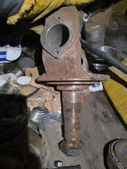 Продам цапфу ФАВ J6