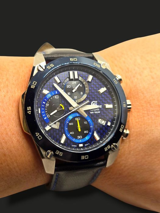 Мъжки часовник CASIO EDIFICE – хронограф, кожа, WR100m