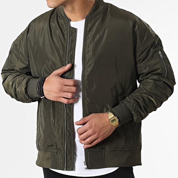 Зимни якета- Tommy Jeans, Urban Classic, Guess