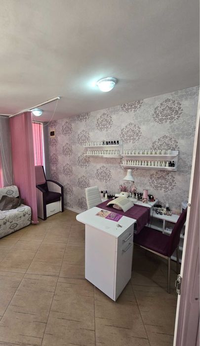 Дава се под наем  в Варна, Левски -  кв.м за 408 € - Снимка #4