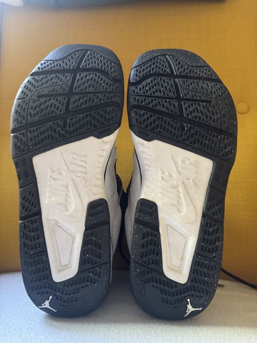 Jordan Stay Loyal 3 Black White, cod oficial FB1396-070.