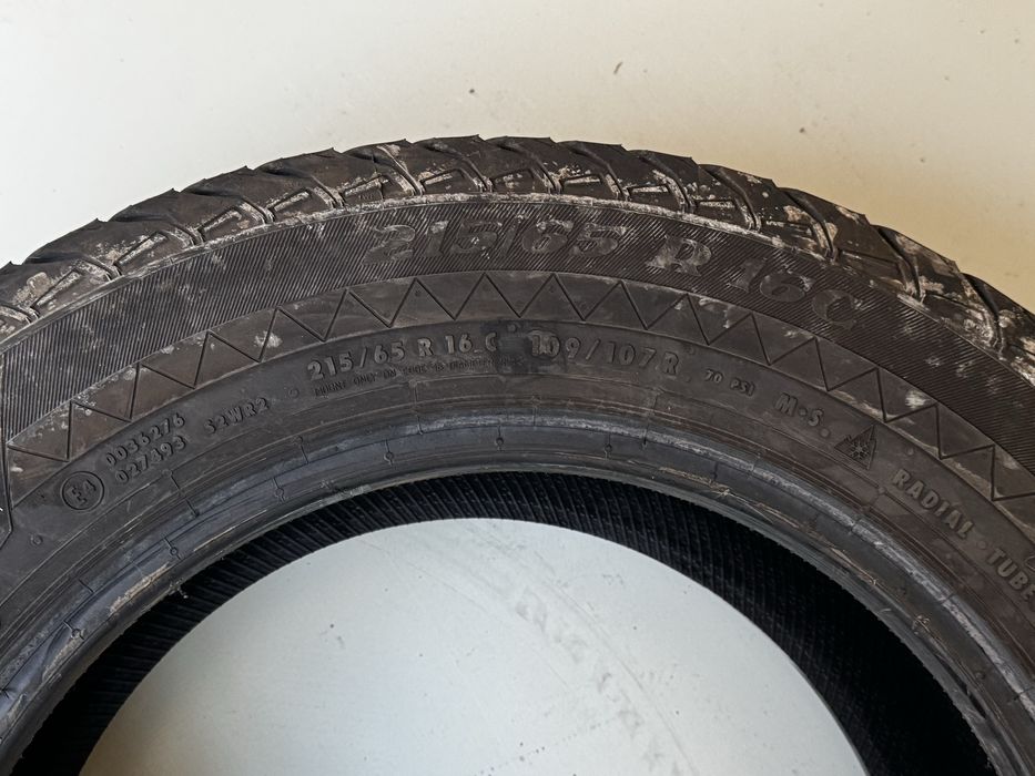 Vand set anvelope iarna M+S 215/65R16C