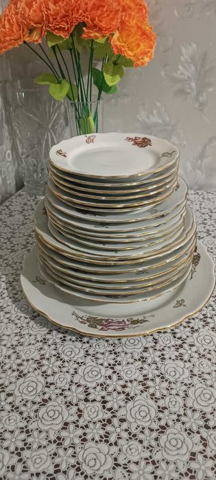 Продам посуду - тарелки