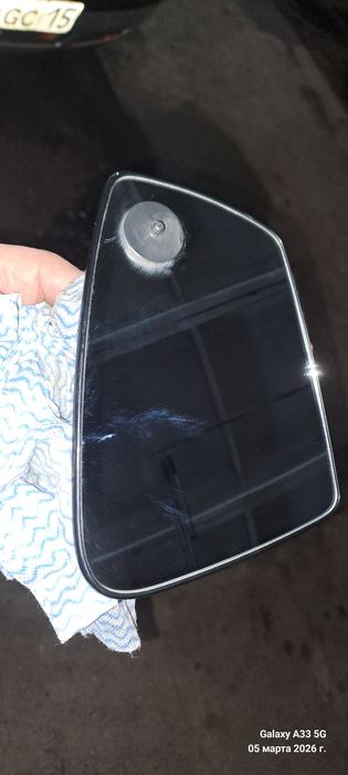 Продам зеркальный элемент на автомашину Гранта