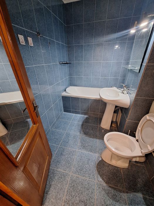 VÂND SAU SCHIMB ~ APARTAMENT 3 CAMERE ~ Inel 2 ~ 2 Băi ~ Etaj 2 ~ Gaze