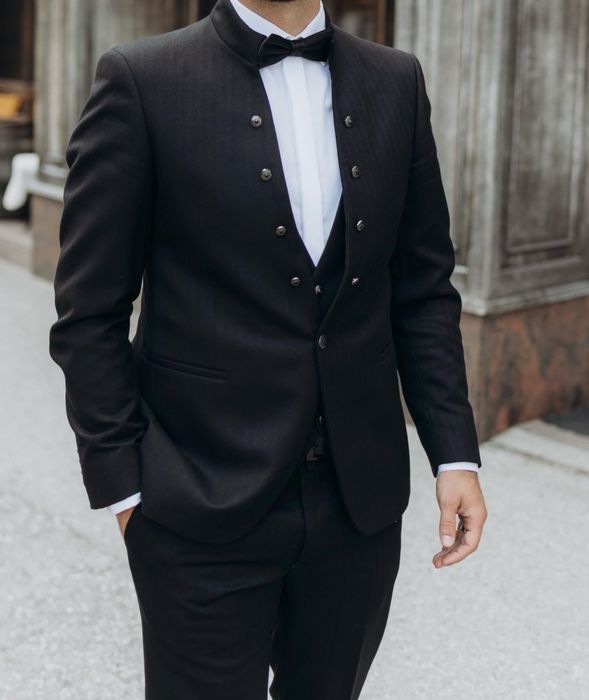 Costum ceremonie