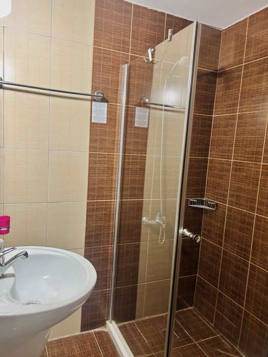 Параван за баня,стъклен