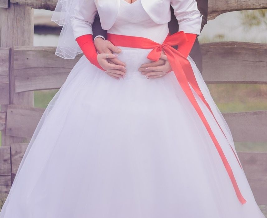 De vanzare rochie de mireasa