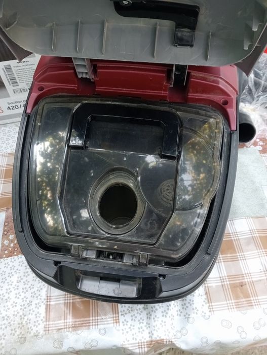 Пылесос Shivaki. 2000W