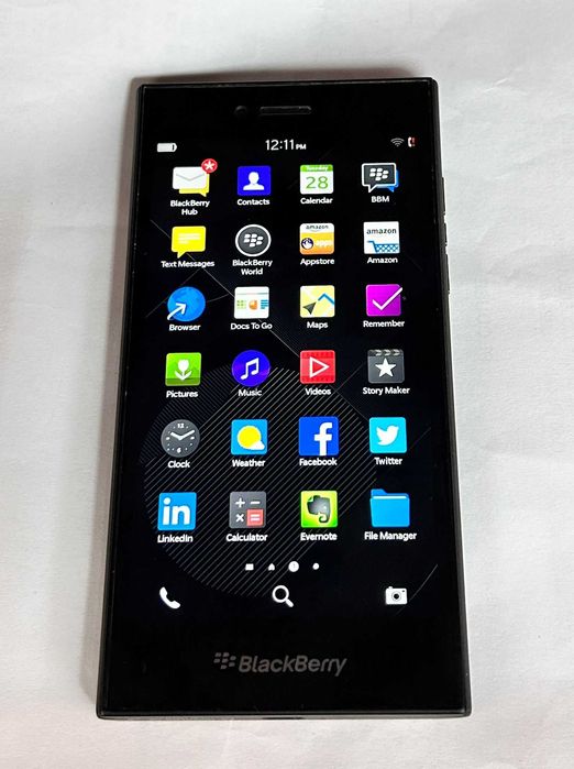 Vand Blackberry B371, model Leap, impecabil