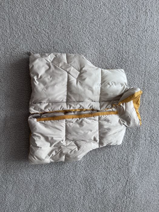 Продам жилетку детскую