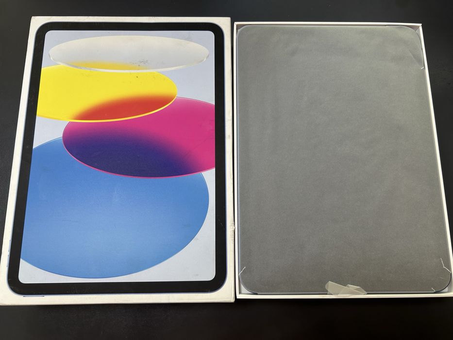 Продавам Apple iPad (2022) 10th Gen 64GB-НОВ