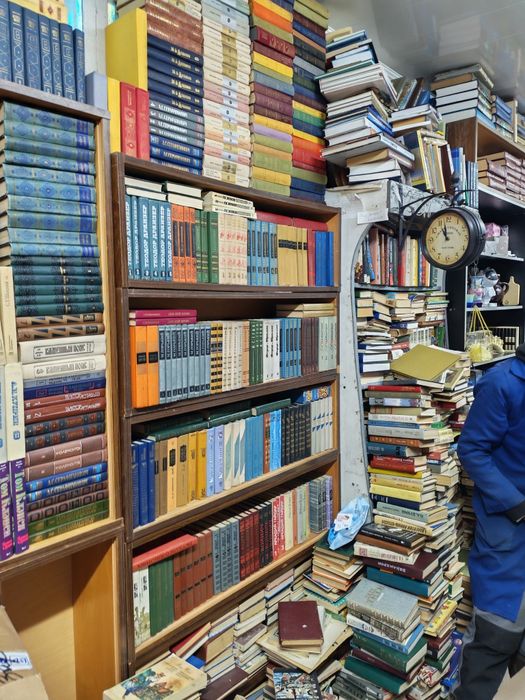 Продам  Книги  разные