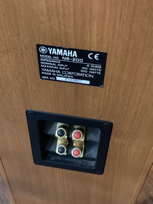 Колонки Yamaha
