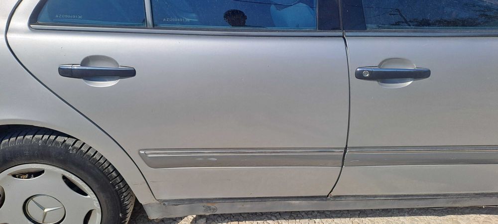 Mercedes-Benz E 200 88к.с