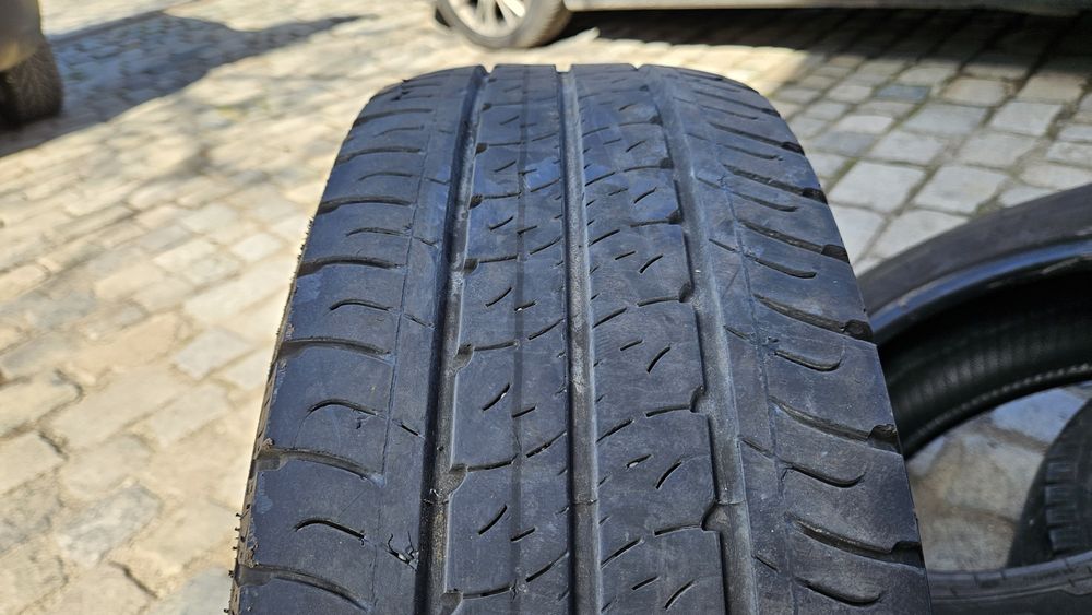 Goodyear Efficient grip cargo 215 65 R16C