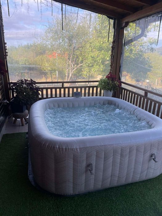 Джакузи INTEX Lay-Z-Spa