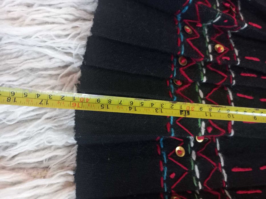 Пищимал/Бръчник ,сто процента Вълна