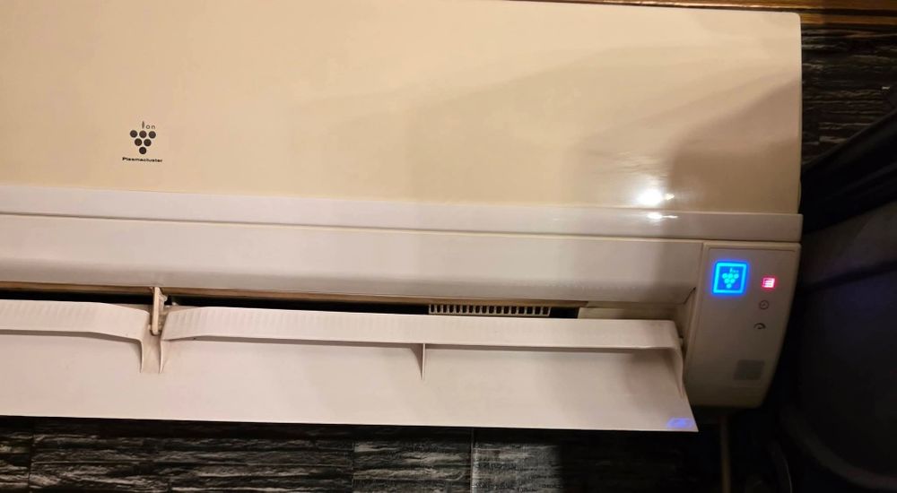 климатик инверорен 12ка Sharp за ремонт или части