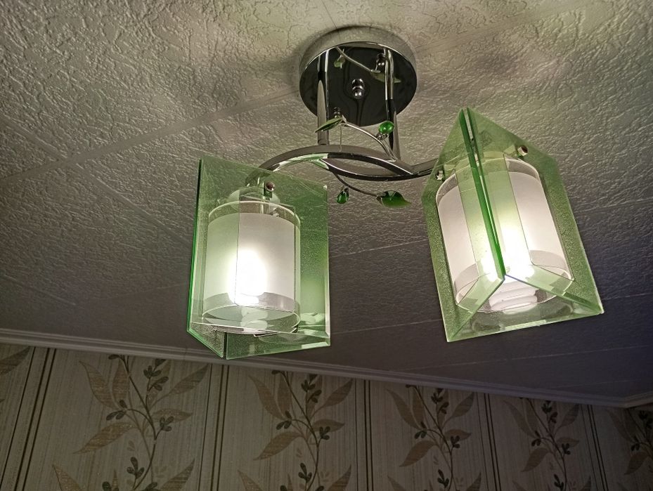 Продается светильник