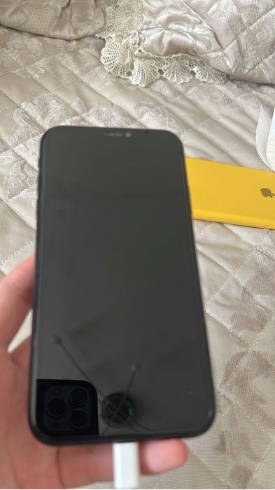 Iphoen XR 128 память