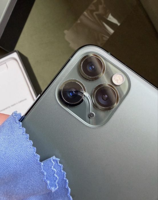 Iphone 11 pro отличное состояние