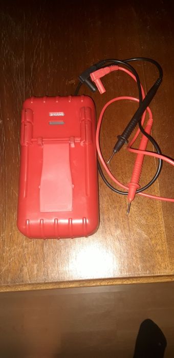 Aparat de măsură (multimetru) profesional