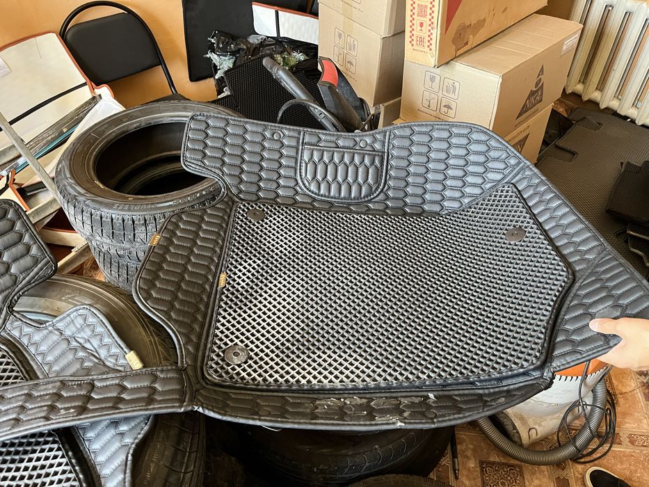 Полик Камри 55………………………..