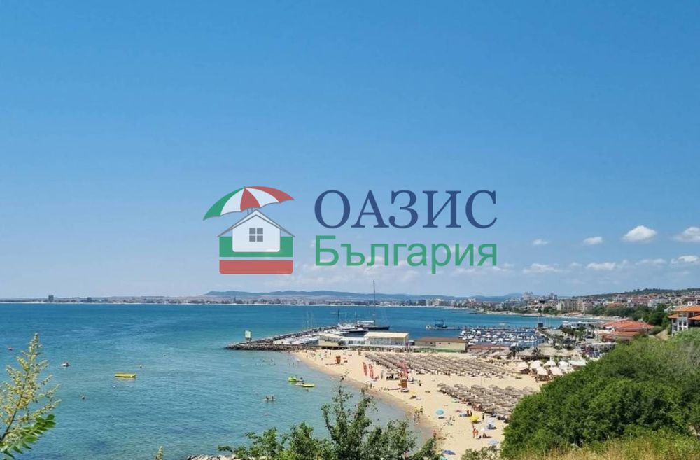 Напълно оборудван апартамент с 3 спални в комплекс "Соренто Премиум", Свети Влас, 151.28 кв.м,