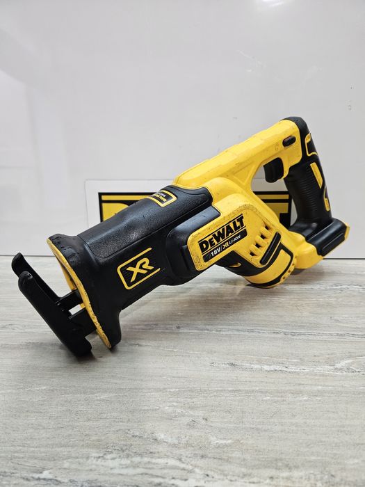Dewalt Саблен Трион DCS367 18V.