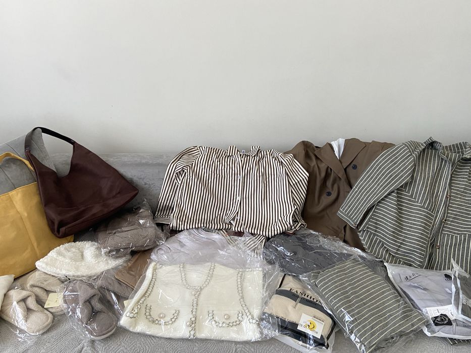 Продам срочно Костюмы двойки