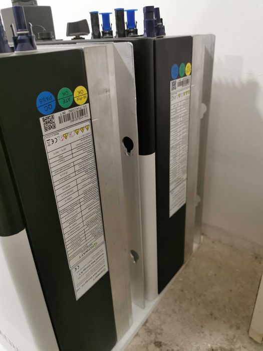 Growatt SPH 10000TL3 BH-UP with UPS трифазен хибриден инервтор за фороволтаици