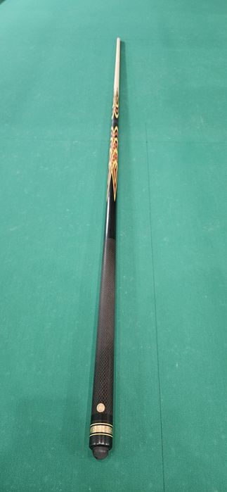 Кии бильярдный  в отличном состоянии