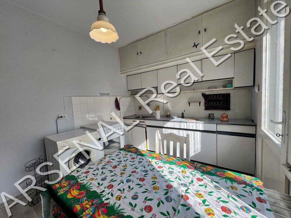 Двустаен апартамент под наем, Център