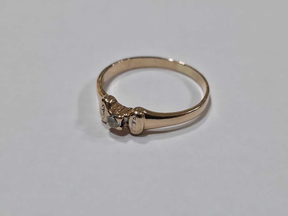 Дамски златен пръстен 14К 585 / 1,83 гр.