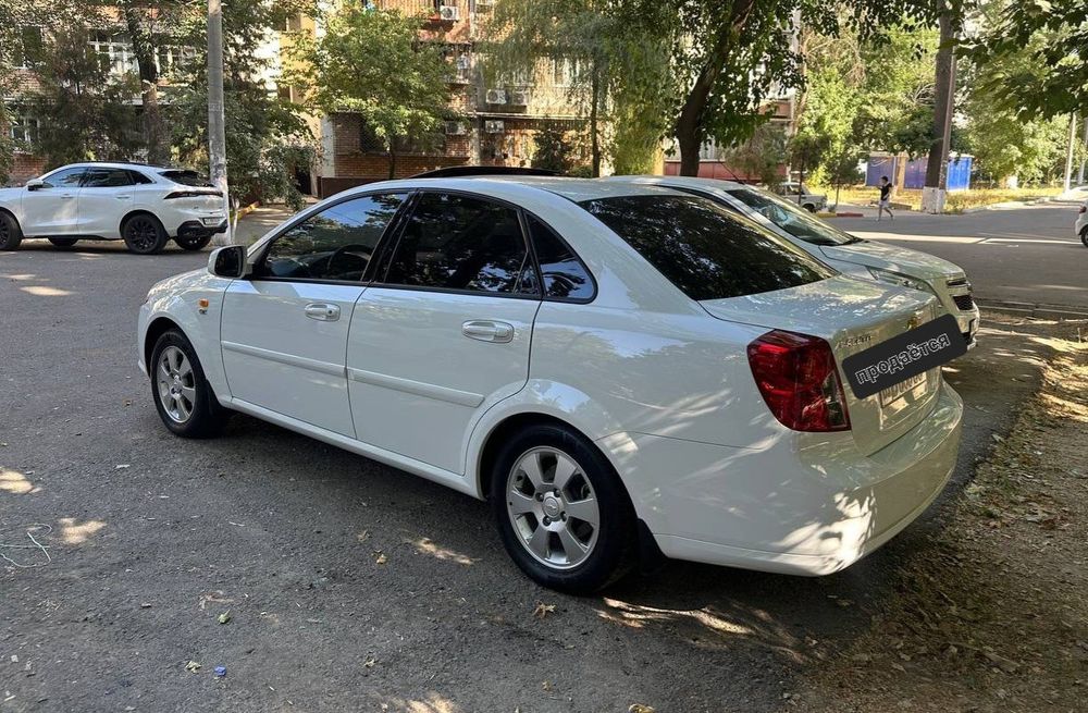 Продается Chevrolet Gentra 3 поз Фулл